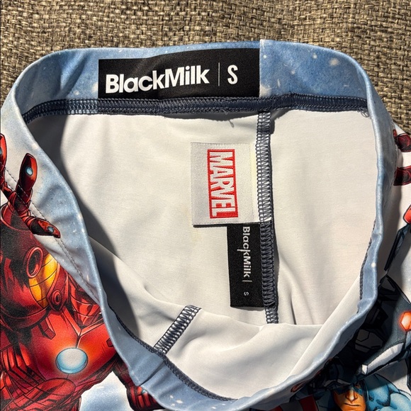 BlackMilk Marvel Avengers Assemble Leggings SZ S VGUC - Picture 4 of 4
